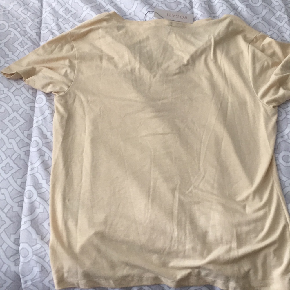 Beautiful v neck Top! - Picture 3 of 3